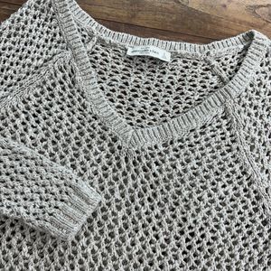 Abercrombie & Fitch Women's Sweater Long Sleeve Glittery‎ V Neck Small